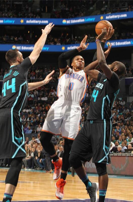 确保阵容的 确保阵容的