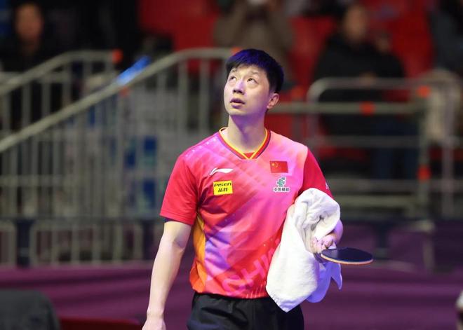 间的积极交 间的积极交