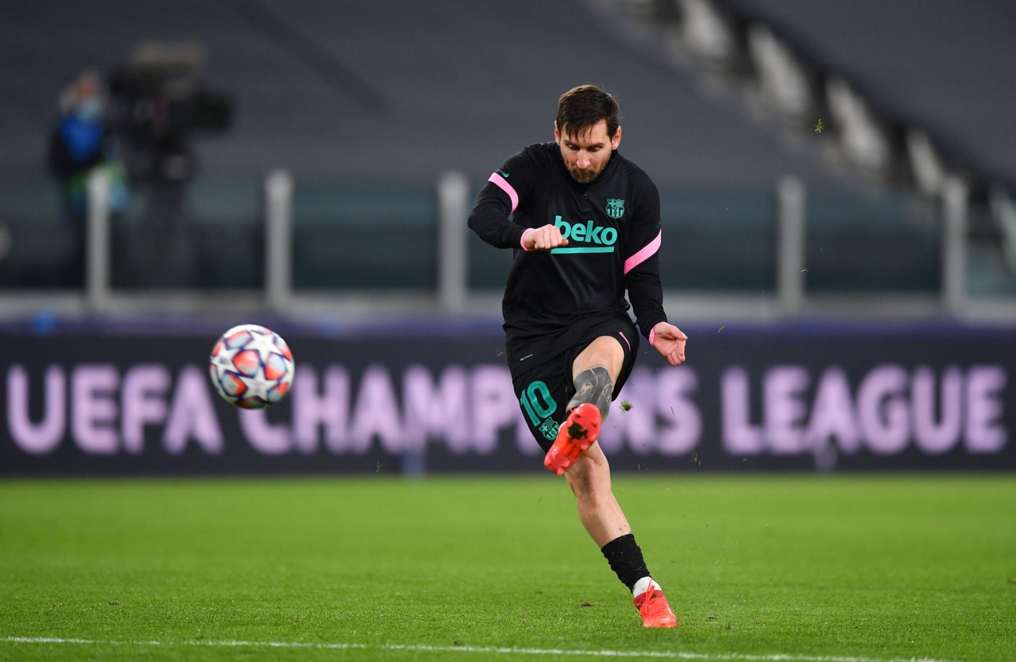 力度加强的 力度加强的