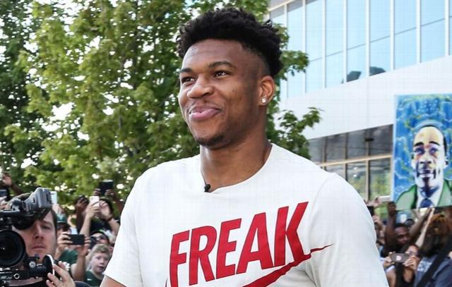 重叠的塔子 重叠的塔子